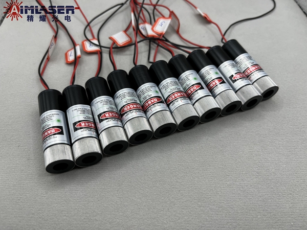 點(diǎn)激光器高準(zhǔn)直